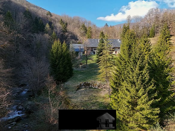 5 Bedroom Villa/House in Thoiry 10