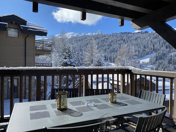 3 Bedroom Apartment in Courchevel 20