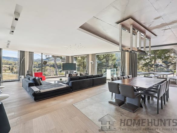 4 Bedroom Villa/House in Cassis 16