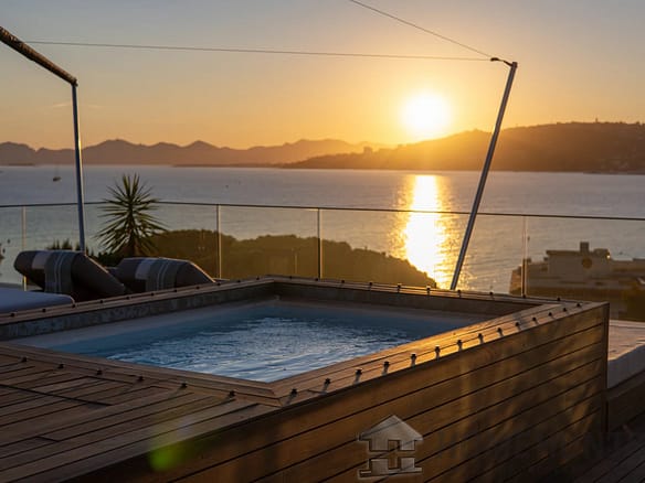 3 Bedroom Apartment in Cap D Antibes 18