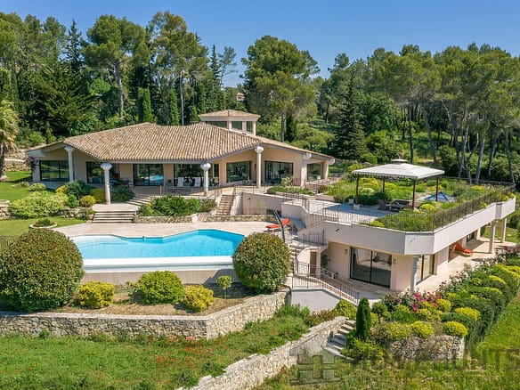 6 Bedroom Villa/House in Mougins 28
