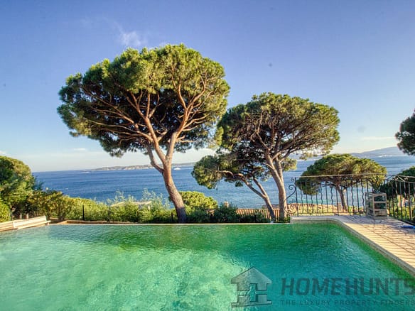 4 Bedroom Villa/House in Ste Maxime 32