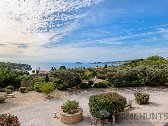 4 Bedroom Villa/House in Sanary Sur Mer 36