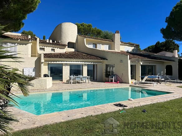 6 Bedroom Villa/House in Mougins 6
