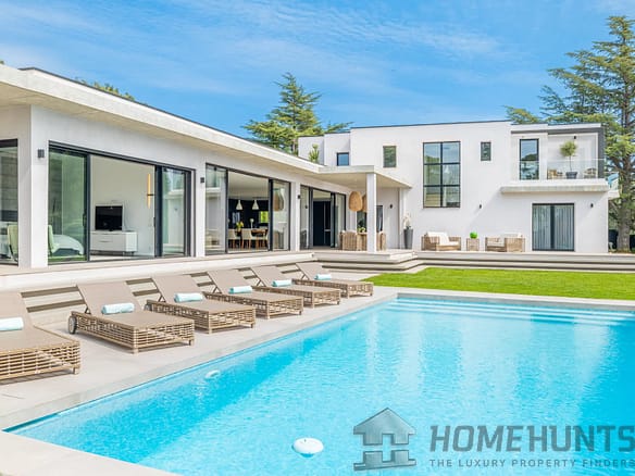 4 Bedroom Villa/House in Valbonne 18