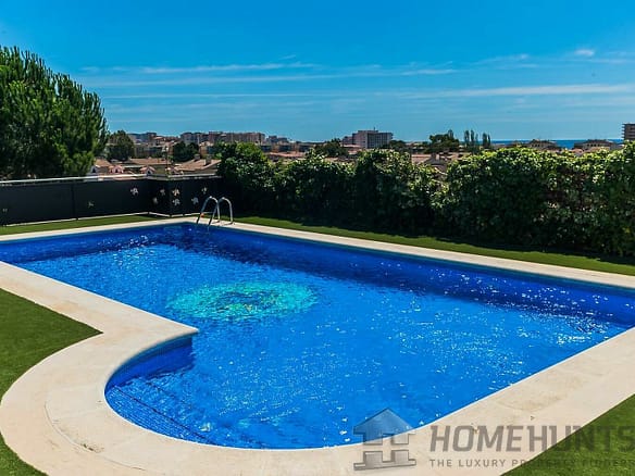 6 Bedroom Villa/House in Sant Antoni De Calonge 26