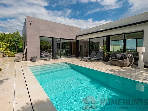 4 Bedroom Villa/House in Platja D’aro 9