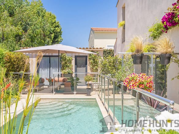7 Bedroom Villa/House in Antibes 18