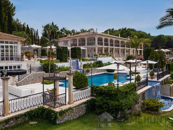 10 Bedroom Villa/House in Son Vida 10