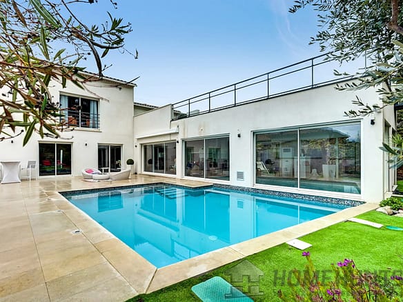 4 Bedroom Villa/House in Septemes Les Vallons 34