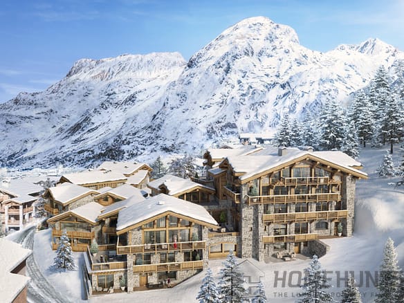 5 Bedroom Chalet in Val D'isere 2