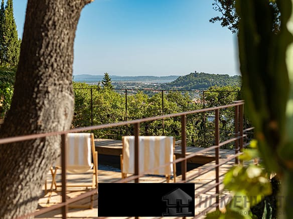 4 Bedroom Villa/House in Hyeres 30