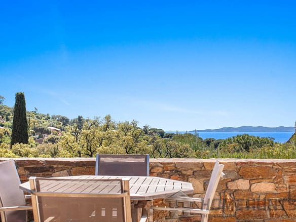 4 Bedroom Villa/House in Le Lavandou 30
