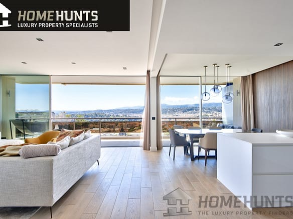 2 Bedroom Apartment in Nice - Mont Boron 24