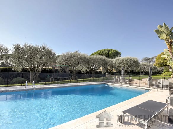 4 Bedroom Villa/House in Nice 28