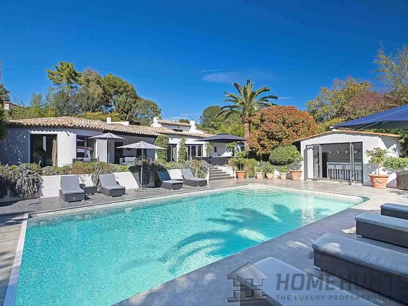 5 Bedroom Villa/House in Mougins 10