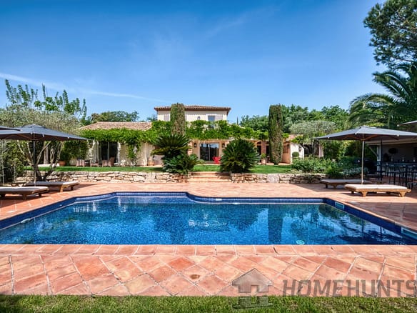 7 Bedroom Villa/House in Grimaud 24