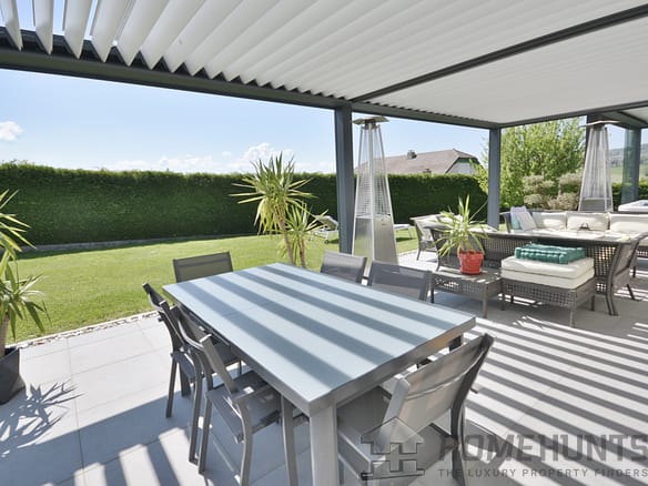 6 Bedroom Villa/House in Villy Le Pelloux 20