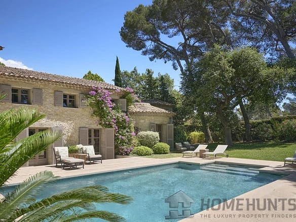 6 Bedroom Villa/House in Mougins 16