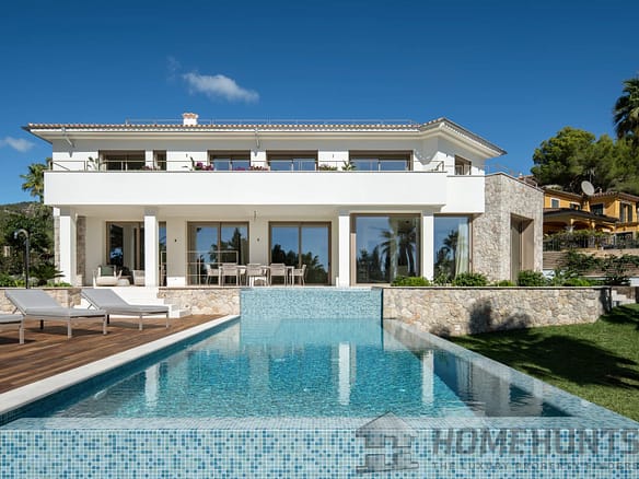 4 Bedroom Villa/House in Bendinat 9