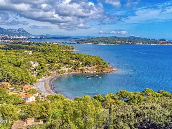 4 Bedroom Villa/House in La Seyne Sur Mer 4