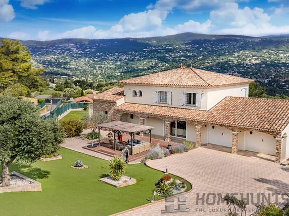 5 Bedroom Villa/House in Peymeinade 9