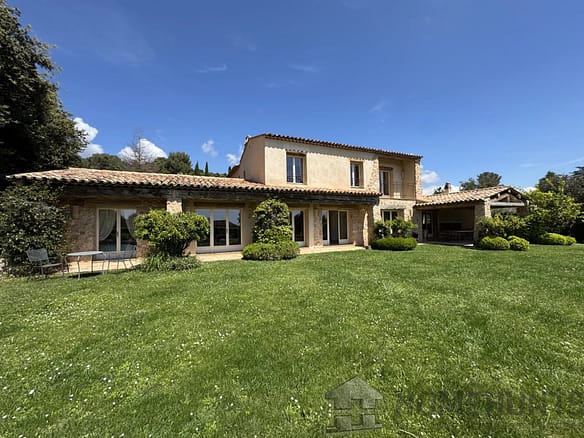 5 Bedroom Villa/House in St Paul 30