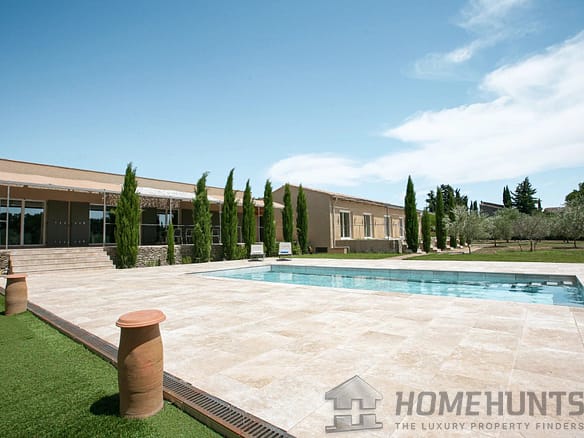 5 Bedroom Villa/House in Uzes 24