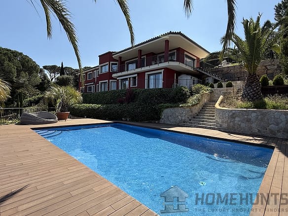 5 Bedroom Villa/House in Santa Cristina D’aro 6