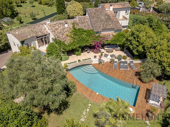 5 Bedroom Villa/House in St Paul 28