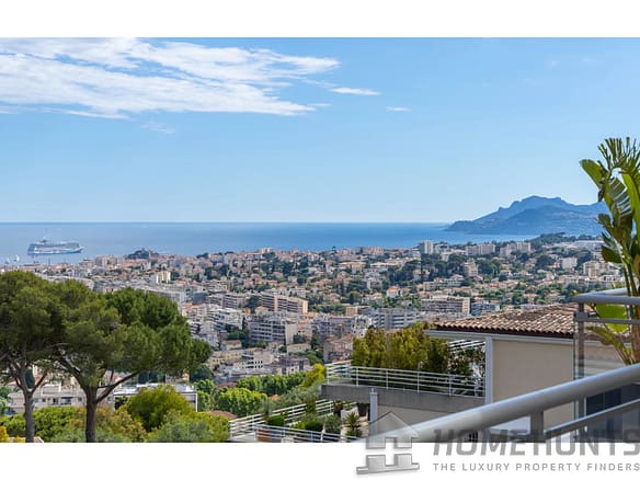 3 Bedroom Apartment in Le Cannet 24