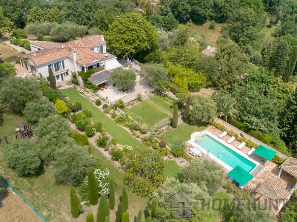 7 Bedroom Villa/House in Opio 20