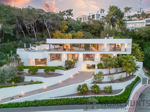 6 Bedroom Villa/House in Can Furnet 3