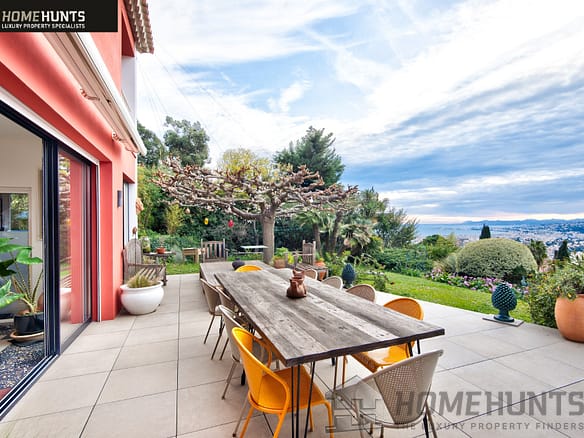 4 Bedroom Villa/House in Nice 32
