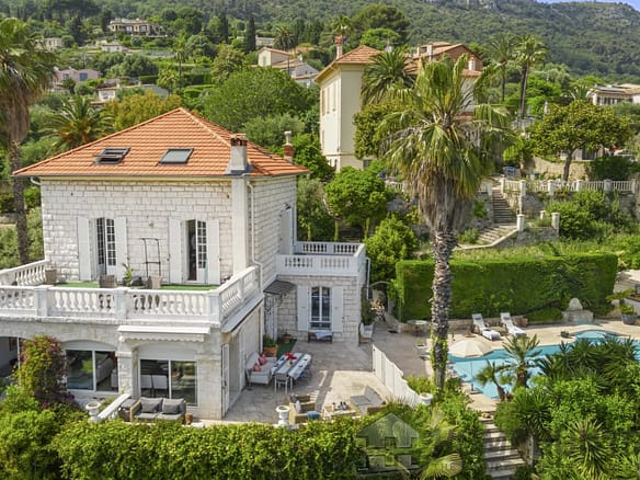 4 Bedroom Villa/House in Vence 26