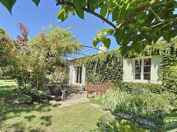 5 Bedroom Villa/House in St Remy De Provence 30