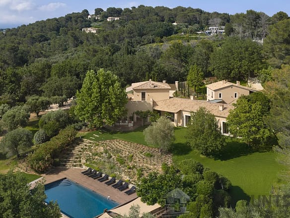 7 Bedroom Villa/House in Mouans Sartoux 20