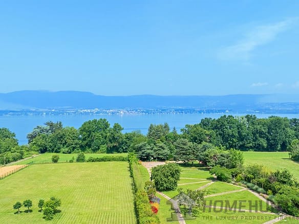 3 Bedroom Villa/House in Messery 3