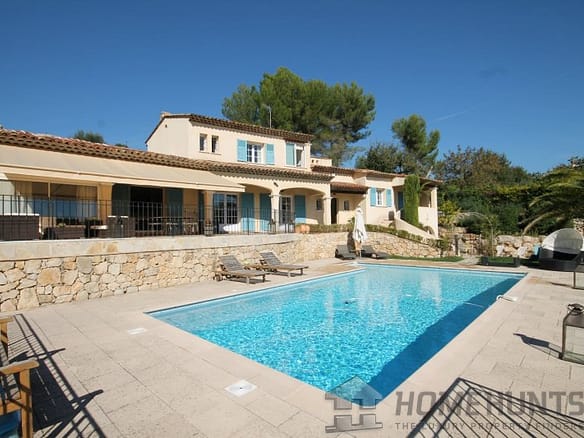 3 Bedroom Villa/House in Le Rouret 9