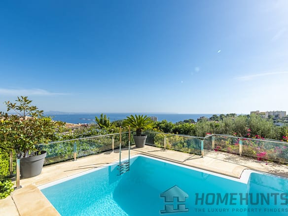 5 Bedroom Villa/House in Cas Catalí  5