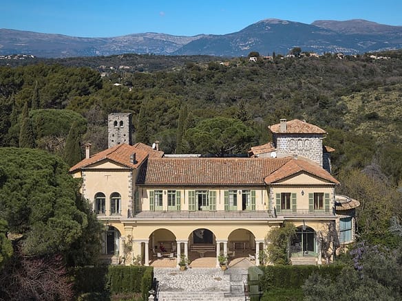 20 Bedroom Castle/Estates in Biot 12