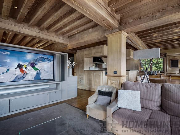 5 Bedroom Chalet in Courchevel 4
