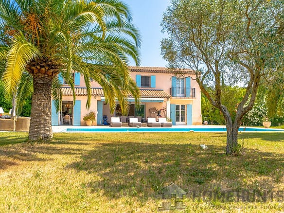 4 Bedroom Villa/House in Grimaud 18