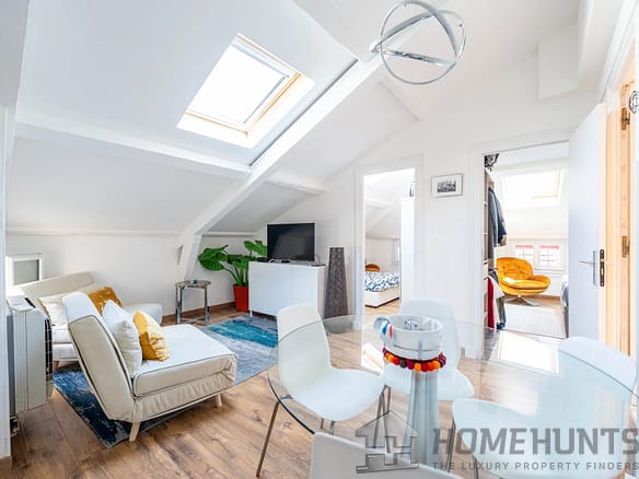 2 Bedroom Apartment in Monaco 32