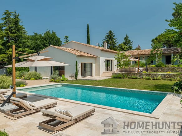 6 Bedroom Villa/House in Valbonne 14