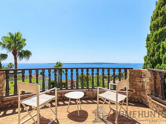 8 Bedroom Villa/House in Cannes 10