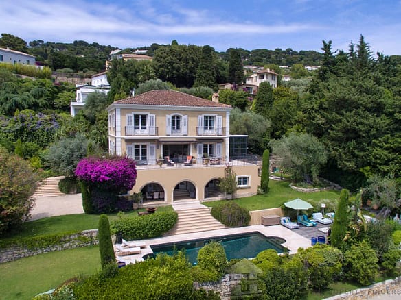 5 Bedroom Villa/House in Cannes 12