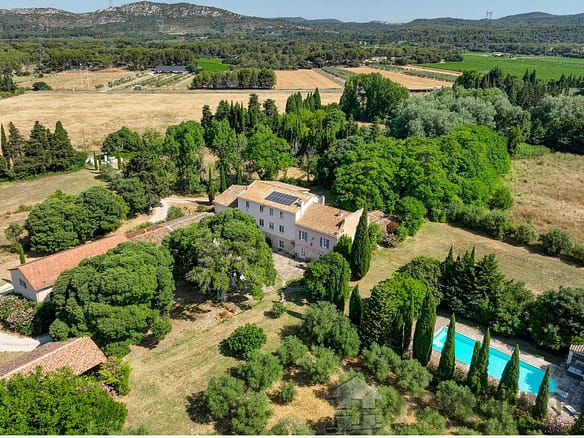 7 Bedroom Castle/Estates in Salon De Provence 22