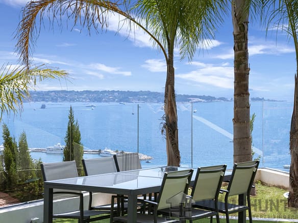 5 Bedroom Villa/House in Vallauris 14