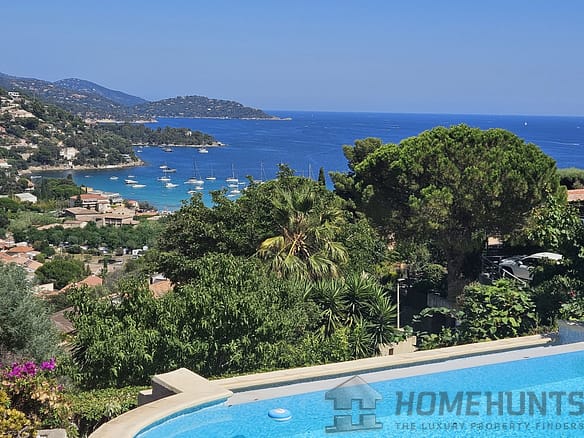 2 Bedroom Villa/House in Le Lavandou 9